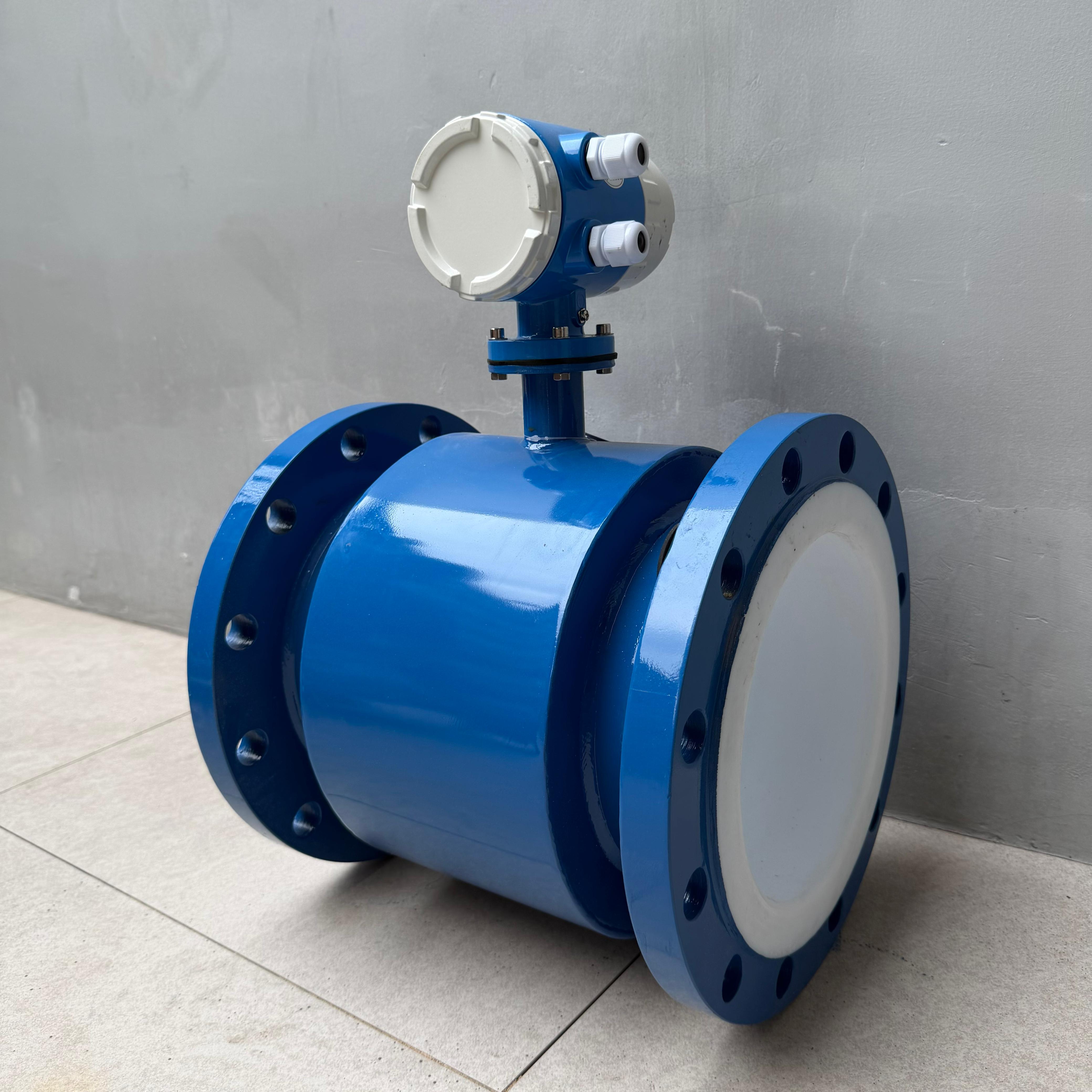 Flowmeter Elektromagnetik size 8 inch